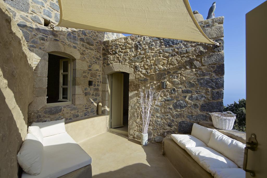 Melanopetra Boutique Apartments Emporeiós 객실 사진