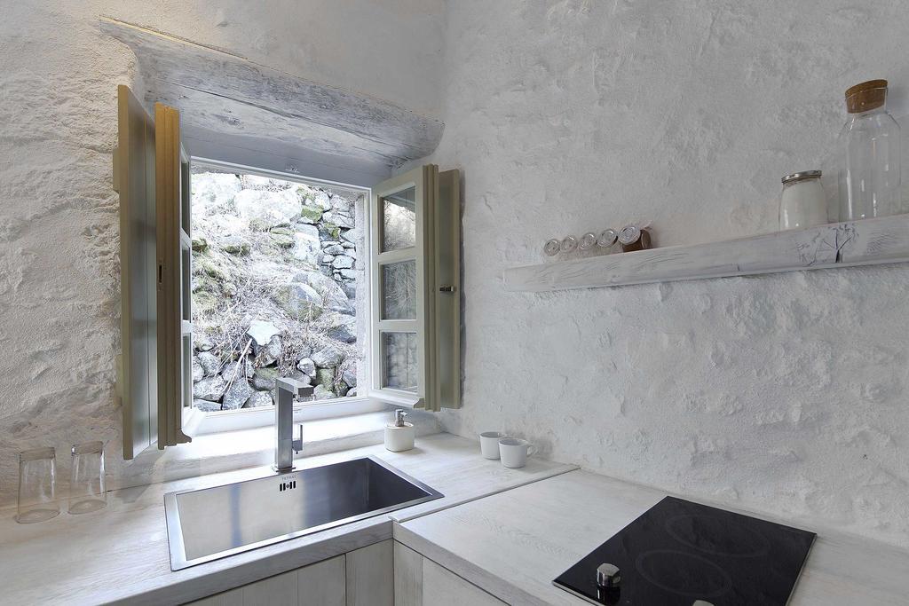 Melanopetra Boutique Apartments Emporeiós 객실 사진